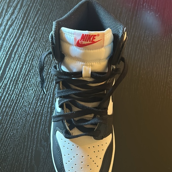 Women’s Nike Dunk High Retro Panda Black White Size 7.5 Basketball Shoe - Picture 6 of 14